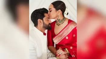 सोनाक्षी सिन्हा ने पति जहीर संग दिखाया प्यार का नया अंदाज, हाथ पर गुदवाया स्पेशल टैटू