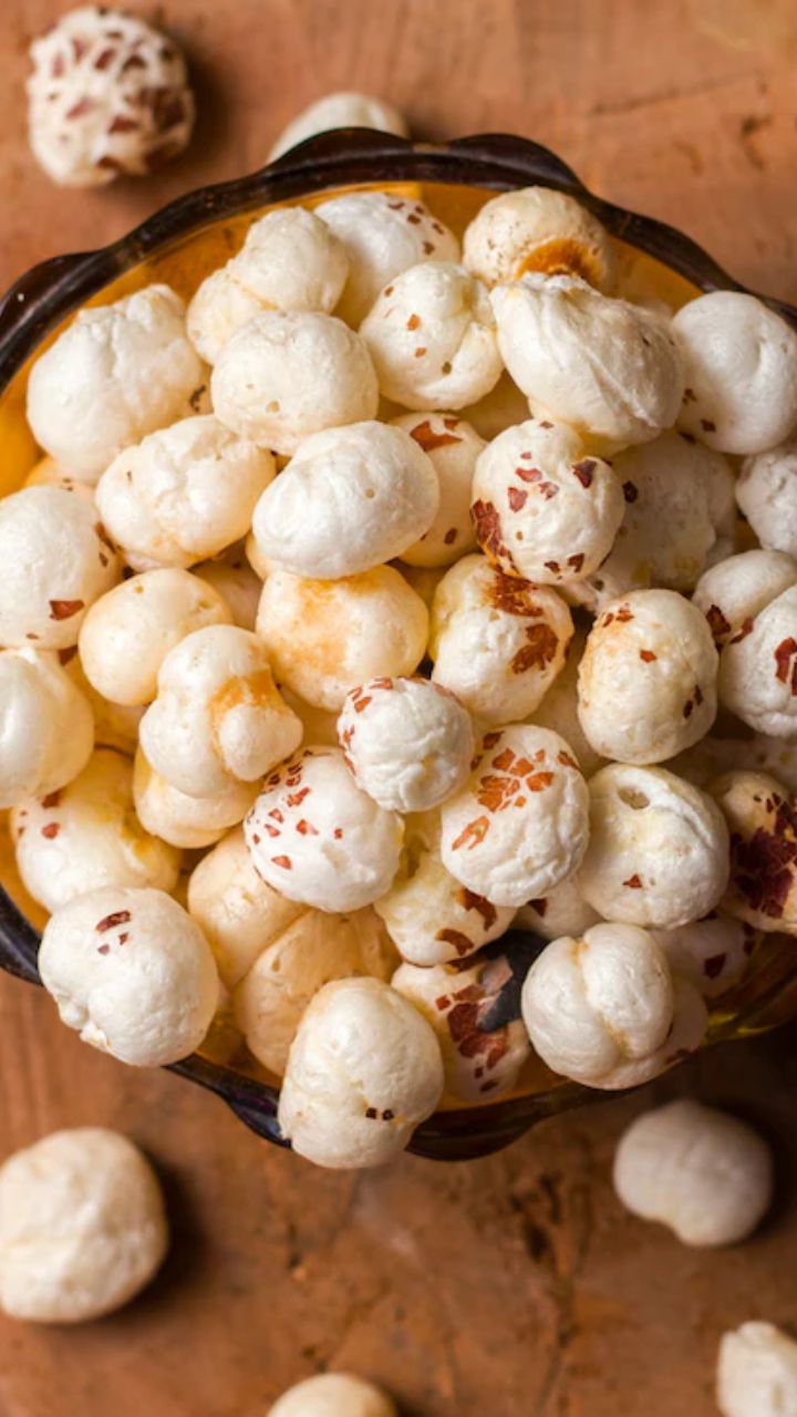जानिए मखाना में छिपे वो पोषक तत्व जो बनाते हैं इसे सुपरफूड